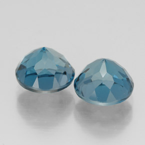 Topaz Gemstone in 7 mm (calibrated) Size for Sale, Topaz Stone in London Blue Color