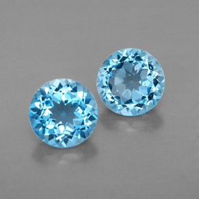3.30 ct Blue Topaz Gemstone, Topaz Gem in Round Facet Shape for Sale.