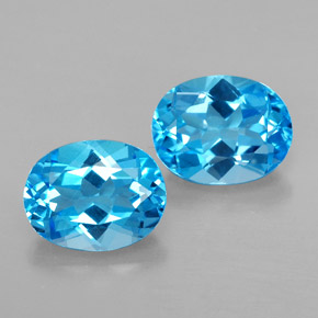 4.65 ct Blue Topaz Gemstone, Topaz Gem in Oval Facet Shape for Sale.