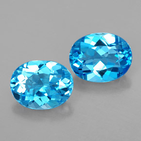 4.67 ct Blue Topaz Gemstone, Topaz Gem in Oval Facet Shape for Sale.