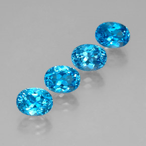 8.26 ct Blue Topaz Gemstone, Topaz Gem in Oval Facet Shape for Sale.