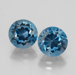 3.97 ct Blue Topaz Gemstone, Topaz Gem in Round Facet Shape for Sale.