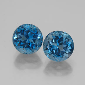 3.79 ct Blue Topaz Gemstone, Topaz Gem in Round Facet Shape for Sale.