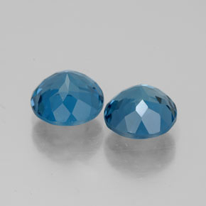 Topaz Gemstone in 7 mm (calibrated) Size for Sale, Topaz Stone in London Blue Color