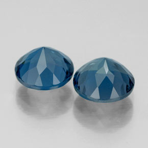 Topaz Gemstone in 7 mm (calibrated) Size for Sale, Topaz Stone in London Blue Color