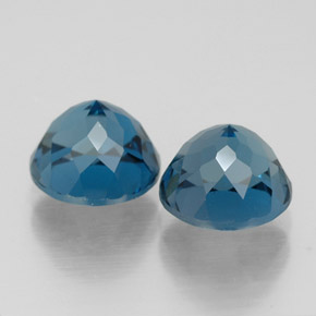 Topaz Gemstone in 7 mm (calibrated) Size for Sale, Topaz Stone in London Blue Color