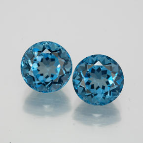 3.75 ct Blue Topaz Gemstone, Topaz Gem in Round Facet Shape for Sale.