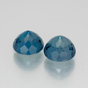 Topaz Gemstone in 7 mm (calibrated) Size for Sale, Topaz Stone in London Blue Color