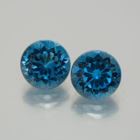 4.57 ct Blue Topaz Gemstone, Topaz Gem in Round Facet Shape for Sale.