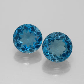 3.38 ct Blue Topaz Gemstone, Topaz Gem in Round Facet Shape for Sale.