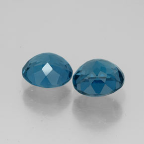 Topaz Gemstone in 7 mm (calibrated) Size for Sale, Topaz Stone in London Blue Color