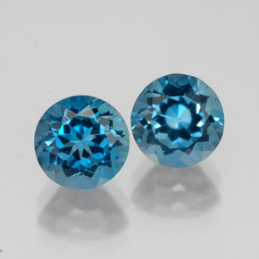 3.91 ct Blue Topaz Gemstone, Topaz Gem in Round Facet Shape for Sale.