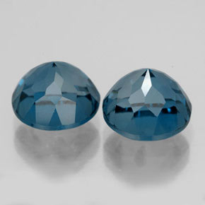 Topaz Gemstone in 8 mm (calibrated) Size for Sale, Topaz Stone in London Blue Color