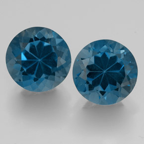 3.60 ct Blue Topaz Gemstone, Topaz Gem in Round Facet Shape for Sale.