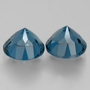 Topaz Gemstone in 7 mm (calibrated) Size for Sale, Topaz Stone in London Blue Color