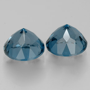 Topaz Gemstone in 7 mm (calibrated) Size for Sale, Topaz Stone in London Blue Color