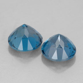 Topaz Gemstone in 7 mm (calibrated) Size for Sale, Topaz Stone in London Blue Color
