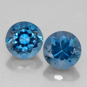 3.91 ct Blue Topaz Gemstone, Topaz Gem in Round Facet Shape for Sale.