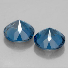 Topaz Gemstone in 8 mm (calibrated) Size for Sale, Topaz Stone in London Blue Color
