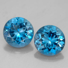 4.40 ct Blue Topaz Gemstone, Topaz Gem in Round Facet Shape for Sale.