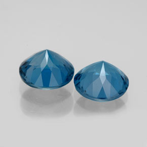 Topaz Gemstone in 8 mm (calibrated) Size for Sale, Topaz Stone in London Blue Color