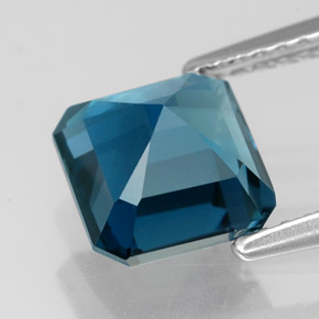 Topaz Gemstone in 7.2 x 7.1 mm Size for Sale, Topaz Stone in London Blue Color