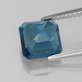 Topaz Gemstone in 8 x 7.8 mm Size for Sale, Topaz Stone in London Blue Color