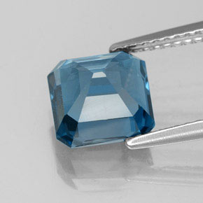 Topaz Gemstone in 8 x 7.9 mm Size for Sale, Topaz Stone in London Blue Color