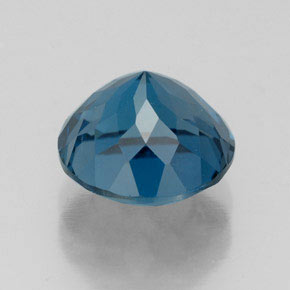 Topaz Gemstone in 8 mm (calibrated) Size for Sale, Topaz Stone in London Blue Color