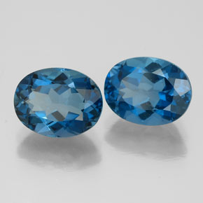 5.22 ct Blue Topaz Stone, Natural Topaz in Oval Facet Shape for Sale