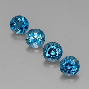 4.37 ct Blue Topaz Gemstone, Topaz Gem in Round Facet Shape for Sale.