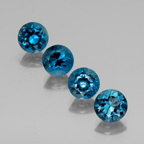 7.02 ct Blue Topaz Gemstone, Topaz Gem in Round Facet Shape for Sale.