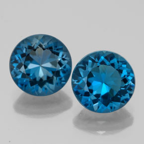 4.74 ct Blue Topaz Gemstone, Topaz Gem in Round Facet Shape for Sale.