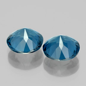 Topaz Gemstone in 8 mm (calibrated) Size for Sale, Topaz Stone in London Blue Color