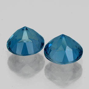 Topaz Gemstone in 7 mm (calibrated) Size for Sale, Topaz Stone in London Blue Color