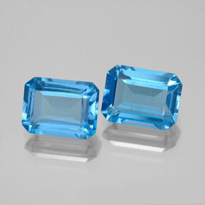 3.85 ct Blue Topaz Stone, Natural Topaz in Octagon Facet Shape for Sale