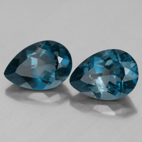 4.38 ct Blue Topaz Stone, Natural Topaz in Pear Facet Shape for Sale
