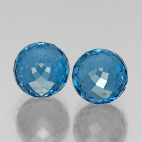11.06 ct Blue Topaz Stone, Natural Topaz in Spherical Shape for Sale