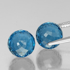 Topaz Gemstone in 8.6 mm Size for Sale, Topaz Stone in Swiss Blue Color