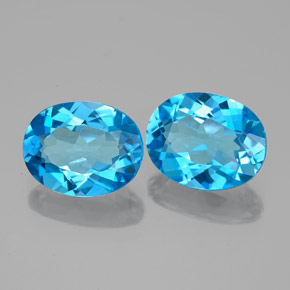 4.13 ct Blue Topaz Stone, Natural Topaz in Oval Facet Shape for Sale