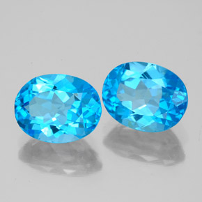 4.94 ct Blue Topaz Stone, Natural Topaz in Oval Facet Shape for Sale