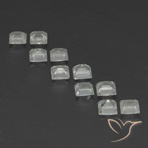 Topaz Gemstones in 4 x 4 mm (calibrated) Size for Sale, Topaz Stones in Warm White Color