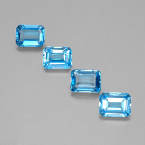 7.32 ct Blue Topaz Gemstone, Topaz Gem in Octagon Facet Shape for Sale.