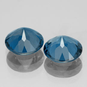 Topaz Gemstone in 8 mm (calibrated) Size for Sale, Topaz Stone in London Blue Color