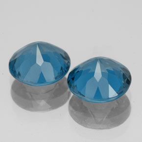 Topaz Gemstone in 8 mm (calibrated) Size for Sale, Topaz Stone in London Blue Color