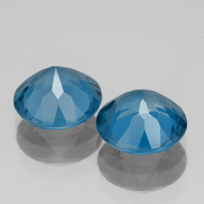 Topaz Gemstone in 8 mm (calibrated) Size for Sale, Topaz Stone in London Blue Color