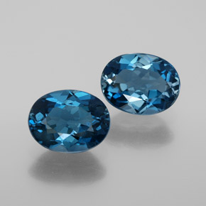 4.54 ct Blue Topaz Gemstone, Topaz Gem in Oval Facet Shape for Sale.