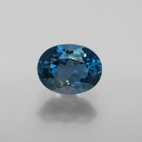 2.28 ct Blue Topaz Gemstone, Topaz Gem in Oval Facet Shape for Sale.