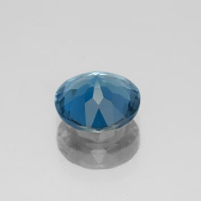 Topaz Gemstone in 8 mm (calibrated) Size for Sale, Topaz Stone in London Blue Color