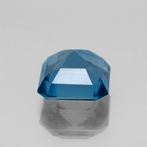 Topaz Gemstone in 8.2 x 8.1 mm Size for Sale, Topaz Stone in London Blue Color